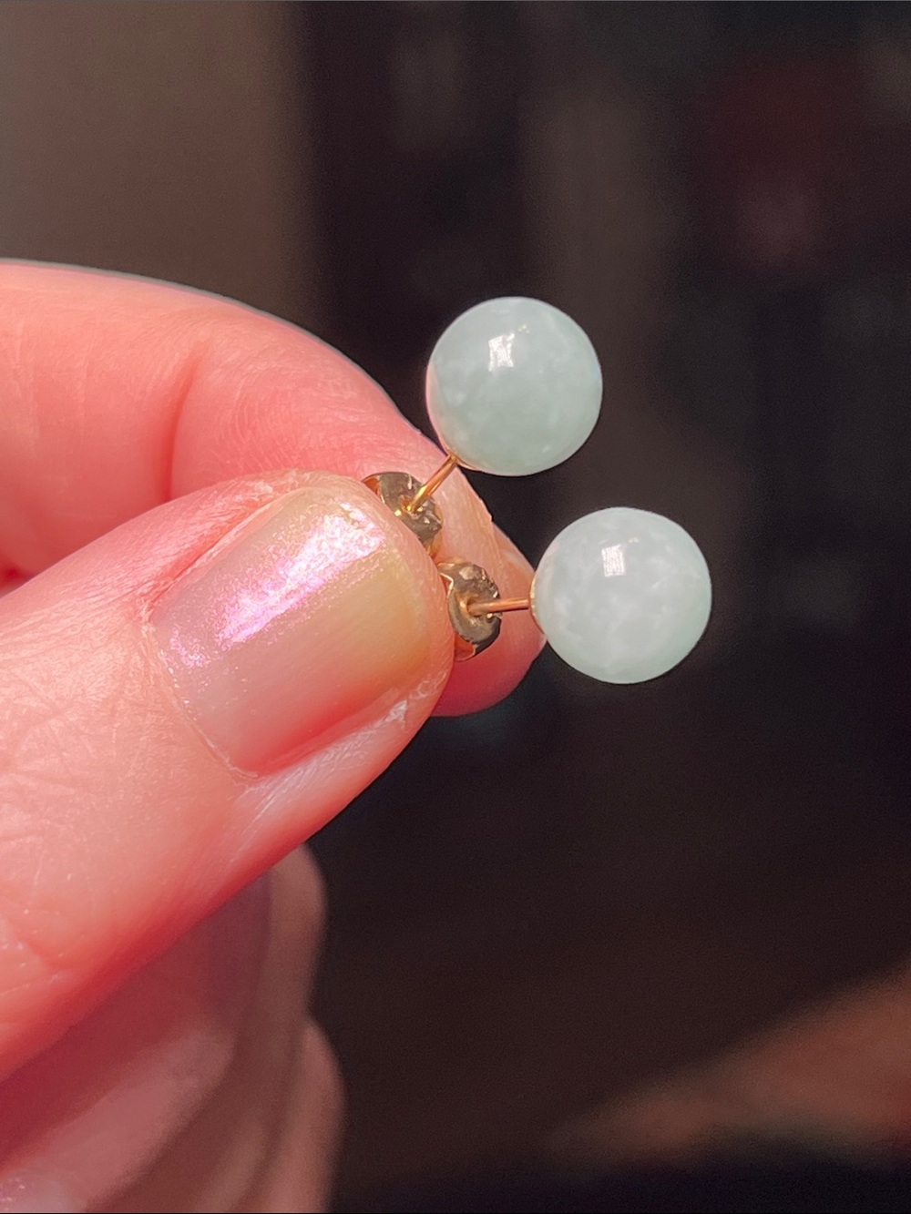 Vintage 14k Solid Yellow Gold Green Jade Stud Earrings